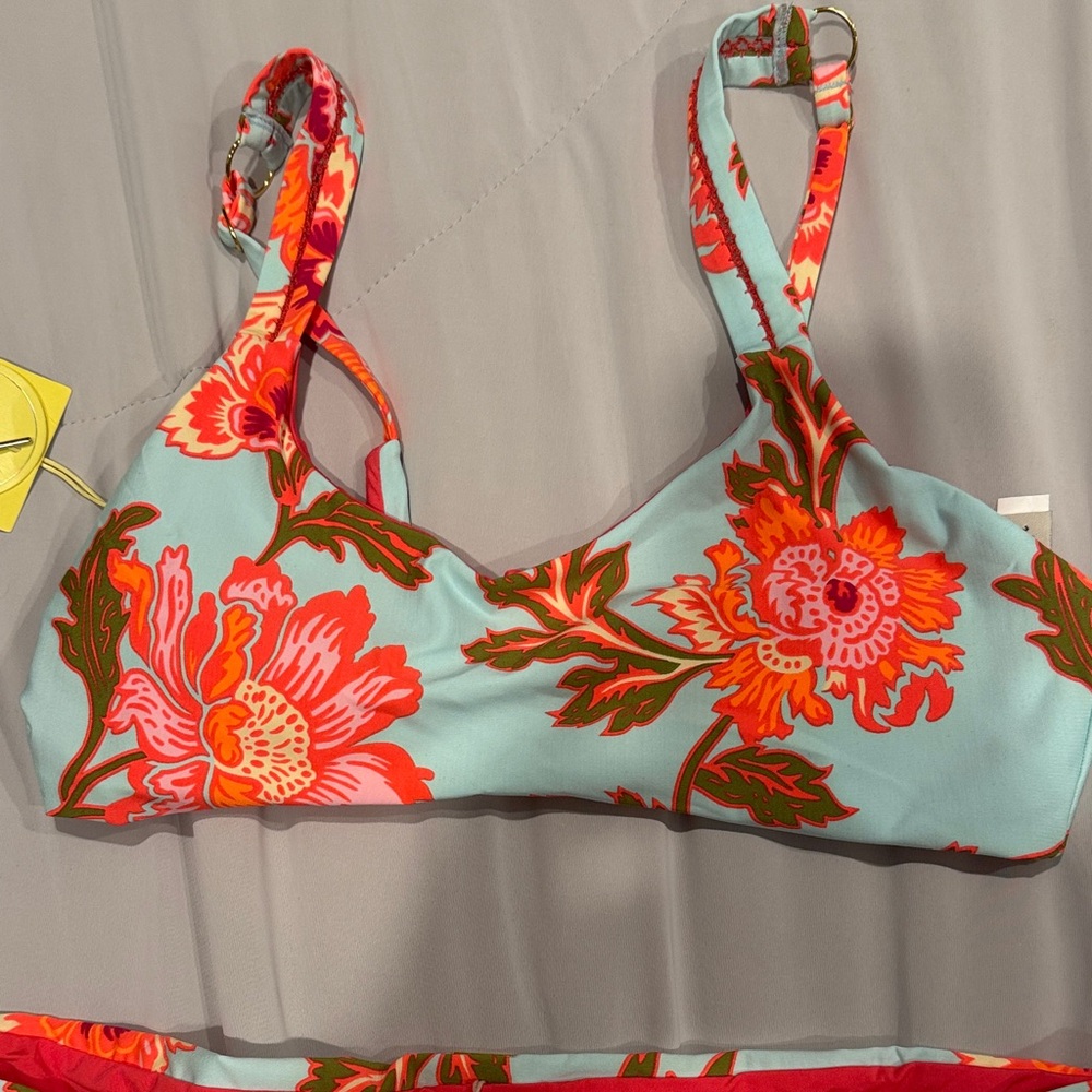 Maaji Floral Reversible Bikini Set Size L NWT - Picture 6 of 11